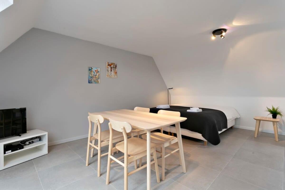 Huswell - Cozy And Roomy Studio With A Homely Feel دي هان المظهر الخارجي الصورة